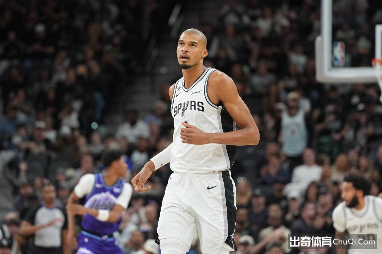 新芝加哥对,甘拿斯亚迪,罗比赛分析,大发彩票网,中国大发彩票网官方,大发彩票网官网,大发彩票网首页